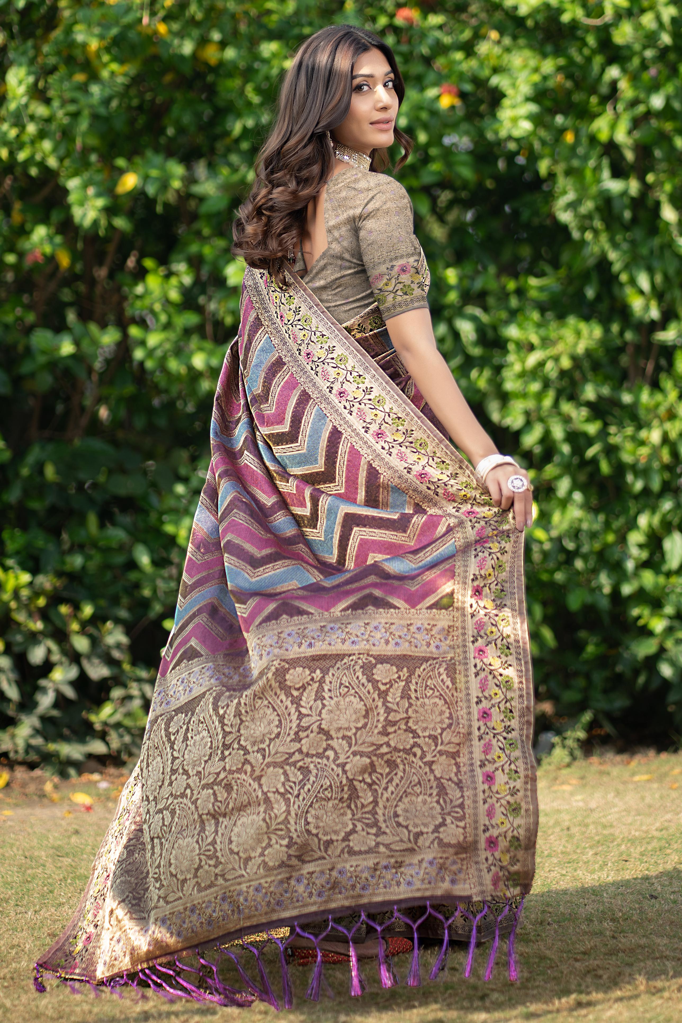 Back view of organza leheriya zari wove saree