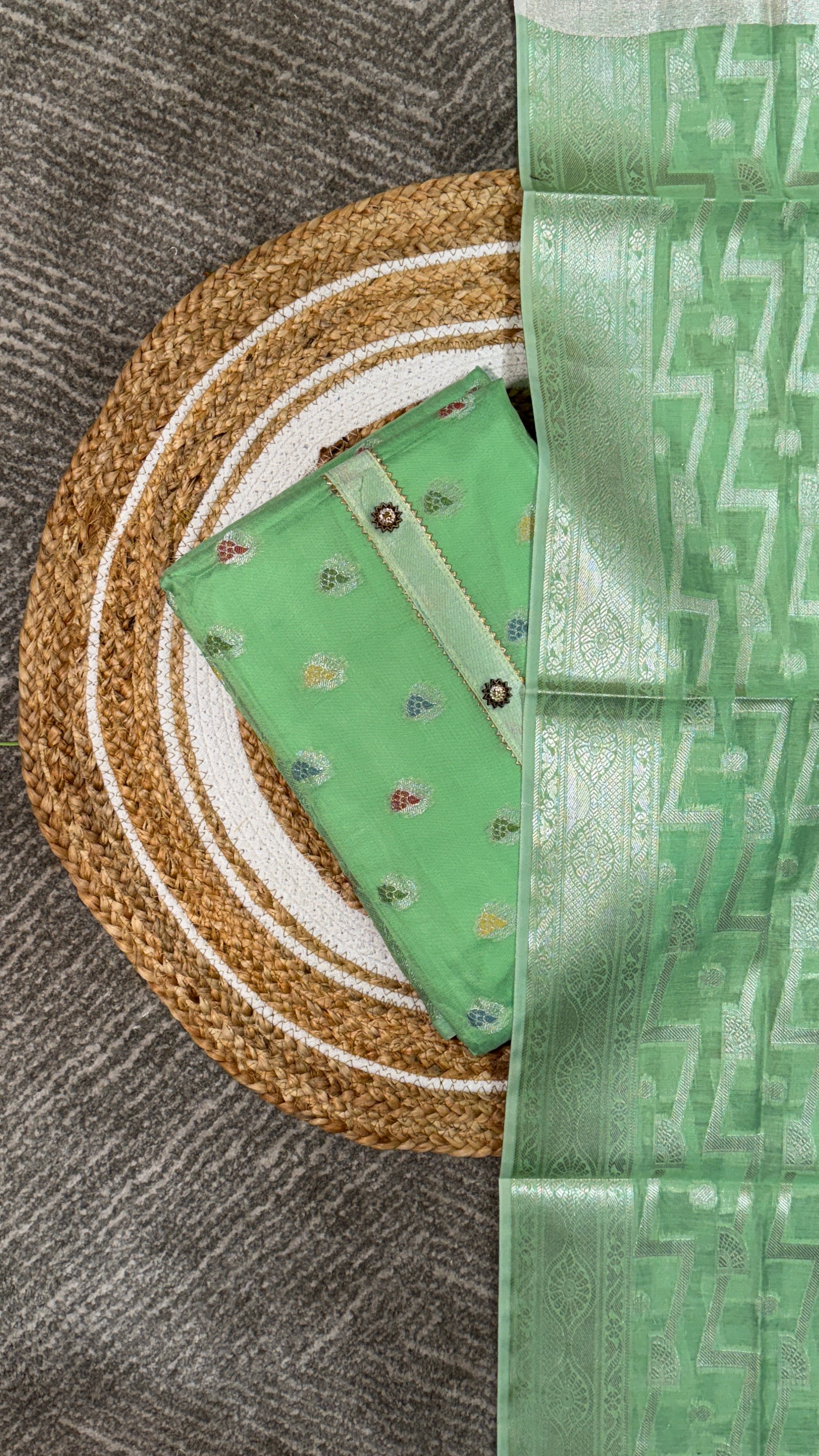 Green Banarasi jacquard Unstitched suit