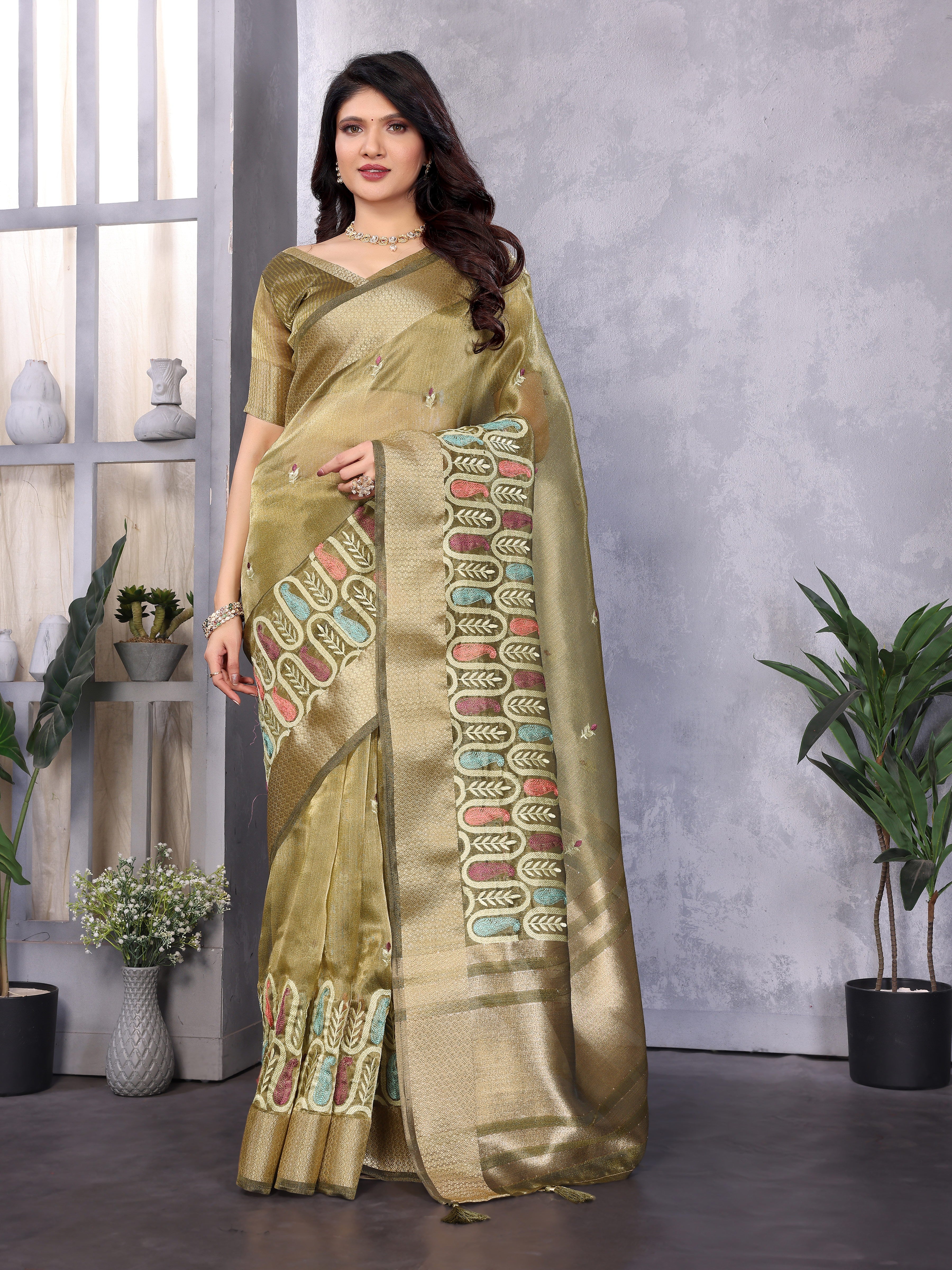 Mehendi Green Cotton Khadi Silk Saree For Wedding