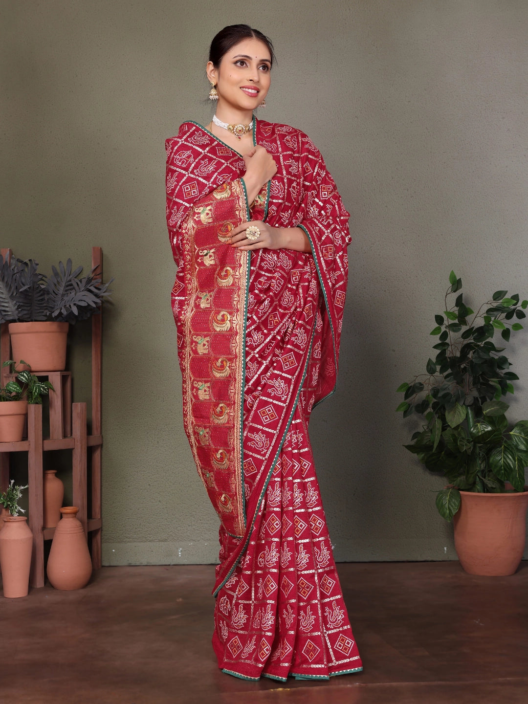 Maroon Gujarati Bandhani Handprint Saree Secondary image