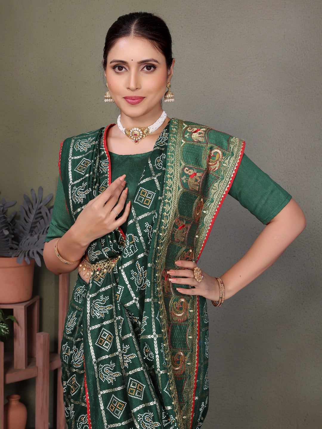 Green Gujarati Bandhani Handprint Saree Main image