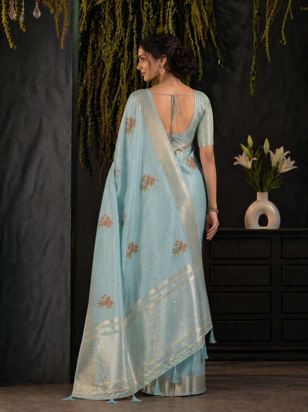 Blue Cotton Silk Floral Embroidery Saree