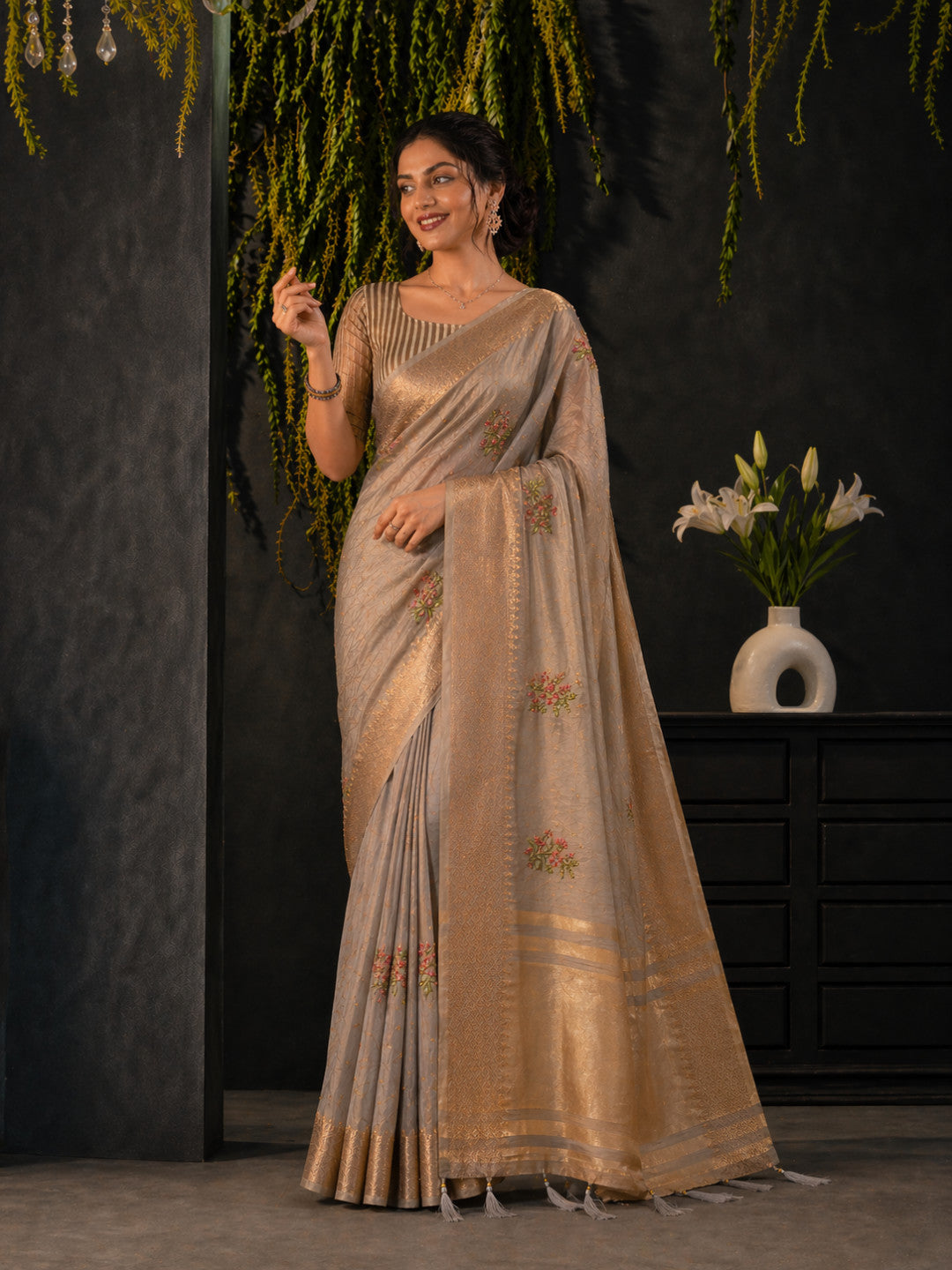 Grey Cotton Silk Floral Embroidery Saree
